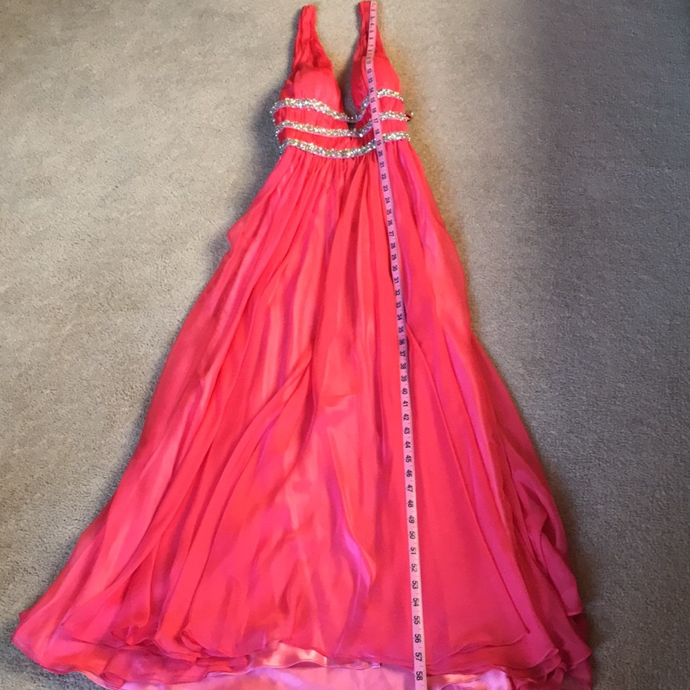 La Femme Pink Prom dress w rhinestones size 0 - Picture 16 of 17